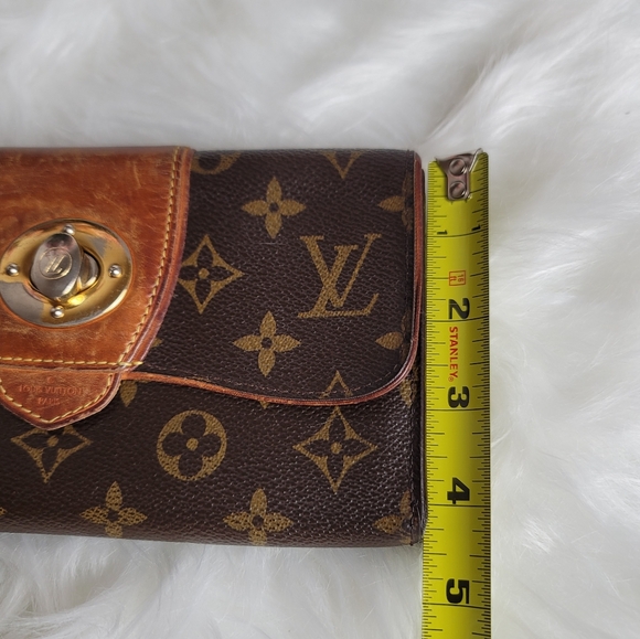 Louis Vuitton Monogram Canvas Boetie Wallet - Picture 16 of 17